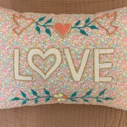 CSAO - Coussin "LOVE" en...